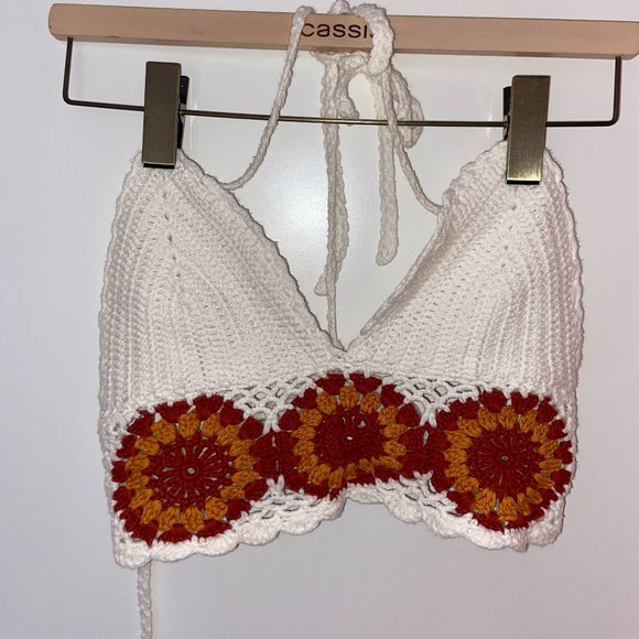 Sabo Skirt Two-Piece Crochet Bralette Set || White - Picture 9 of 16